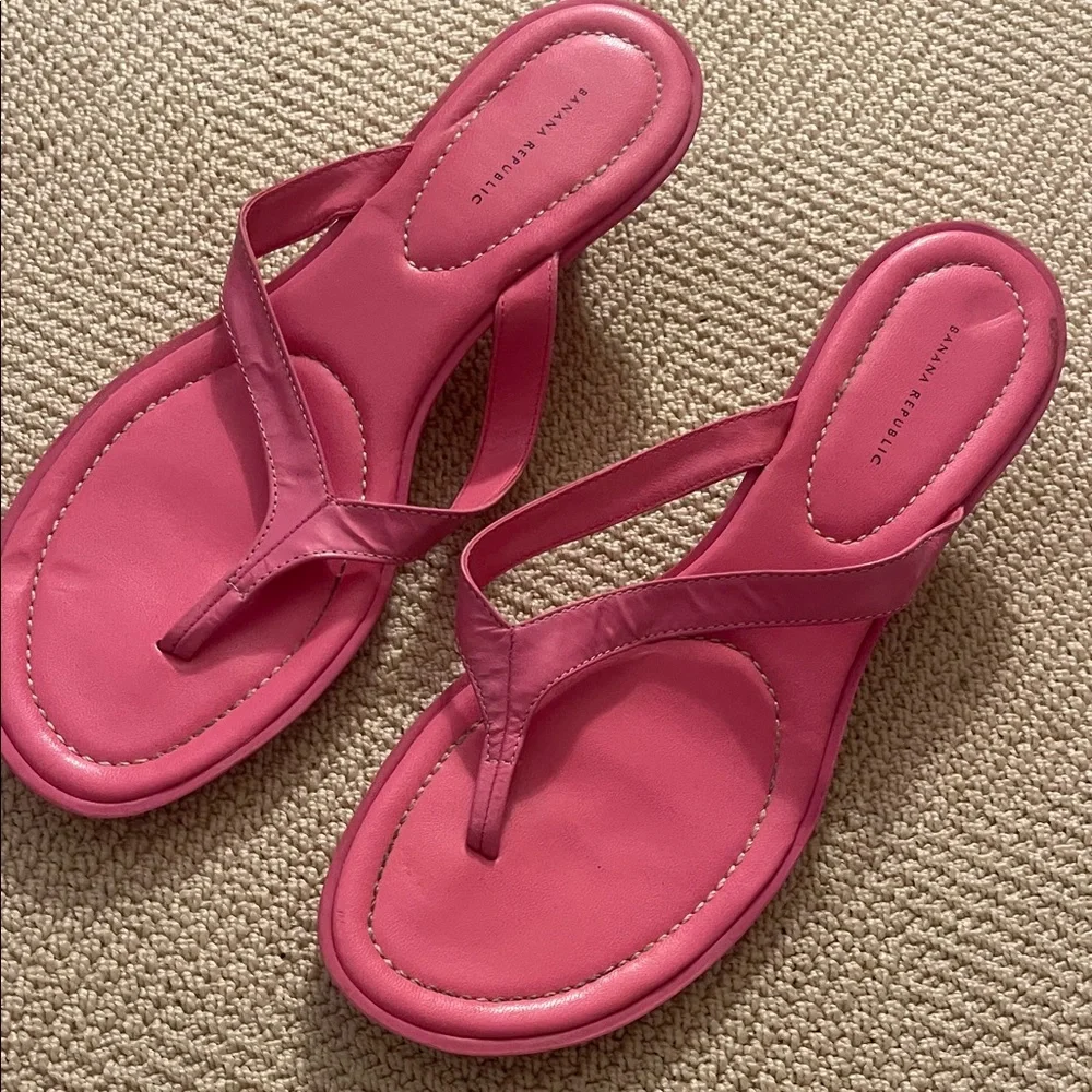 Banana Republic Hot Pink Leather Thong Sandals